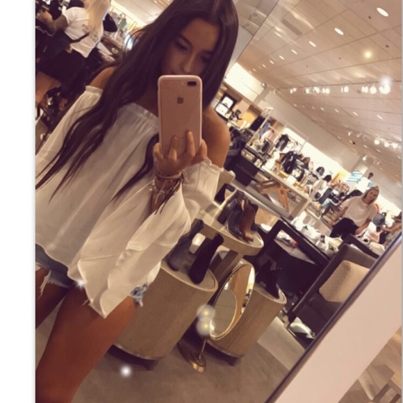 Meet your Posher, Daniela - Picture 2 of 8